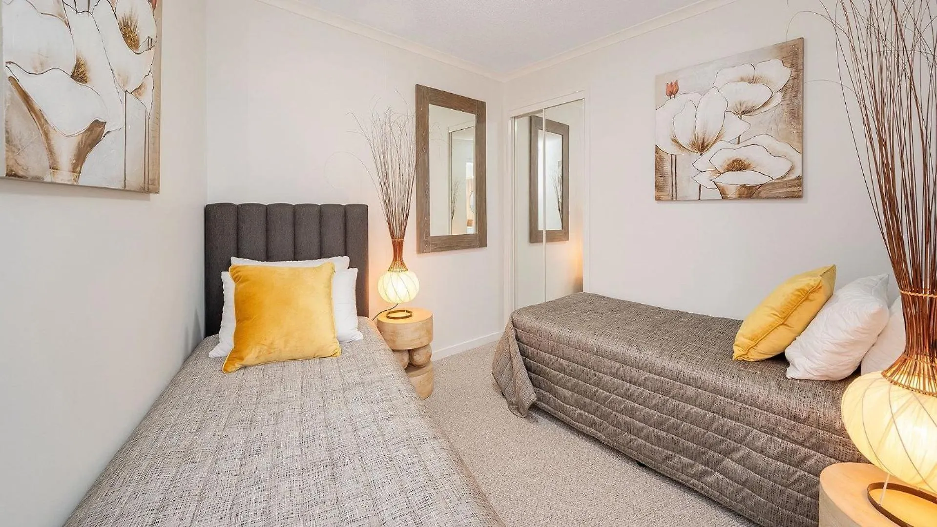 Grand Pacific Unit 104 Apartment Caloundra